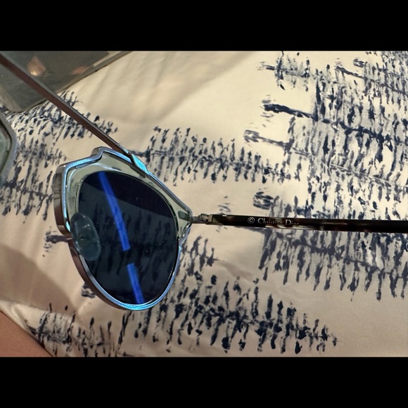 Dior So Real Sunglasses in Light Blue/Havana. 100% authentic & lightly worn - Picture 4 of 4